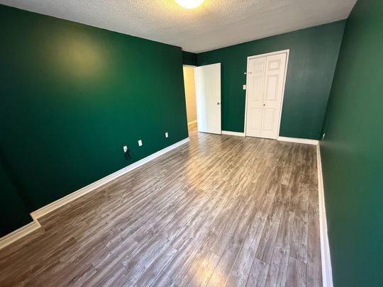 For Lease - 4062 Lawrence Avenue Unit# 107, Toronto, Ontario - Photo 1