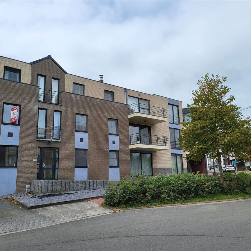 Gelijkvloers appartement, 2 slaapkamers met zeer ruim terras +/-25m². - Foto 1