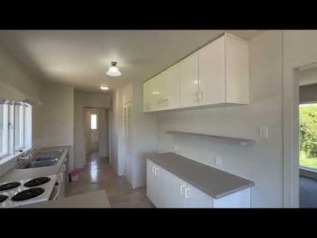 CHECK ME OUT! - Photo 3