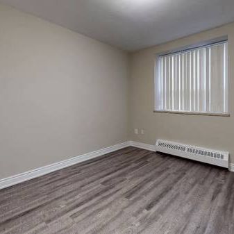 1 BEDROOM APARTMENT FOR RENT - DOWNTOWN BURLINGTON - Photo 3