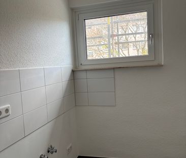 Modernisierte 4-Zimmer-Wohnung mit Balkon in Dreieich - Photo 1