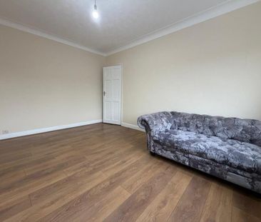 2 bedroom maisonette to rent - Photo 1