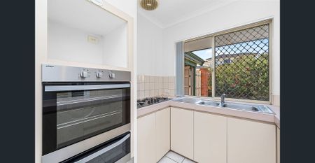 Fresh as a Daisy - Photo 2