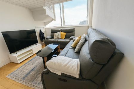 2 bedroom duplex to rent - Photo 4