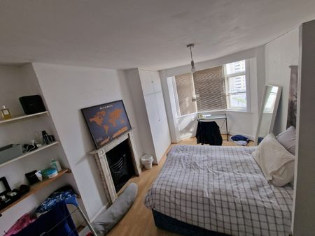 6 Bed End Terrace, Egremont Place, BN2 - Photo 3