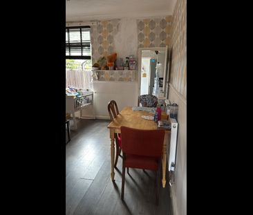 2 Bed Terraced House, North St, CV2 - Photo 2
