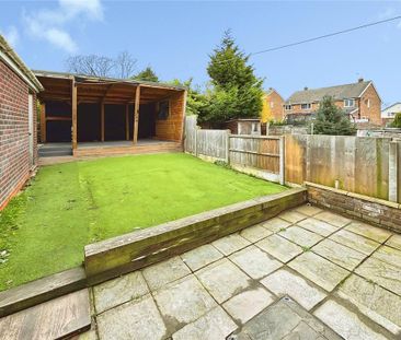 3 bedroom semi-detached house to rent - Photo 4