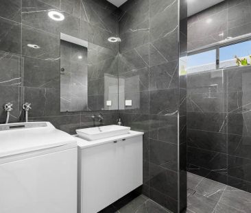92 Pascoe Street, Mitchelton QLD 4053 - Photo 1