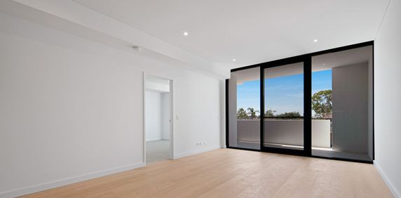Luxury Living in East Village at Karrinyup: 2nd Floor Unit with High-End Finishes - Photo 2