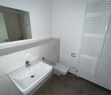 3-Zimmer-Wohnung im 2. OG mit Vollbad, Gäste-Bad, EBK, Ankleide, Lo... - Photo 1