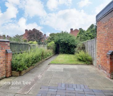 Stamford Avenue, CREWE - Photo 1