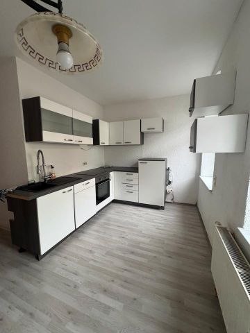 Helle 45 m² Wohnung oder Büro mit Südbalkon - Foto 2