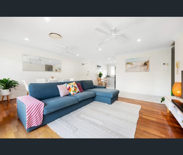 2/223 Cavendish Road, Coorparoo, Qld 4151 - Photo 1