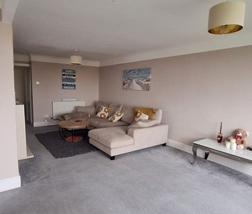 Weston Court, Burbo Bank Road South, ... - Photo 1