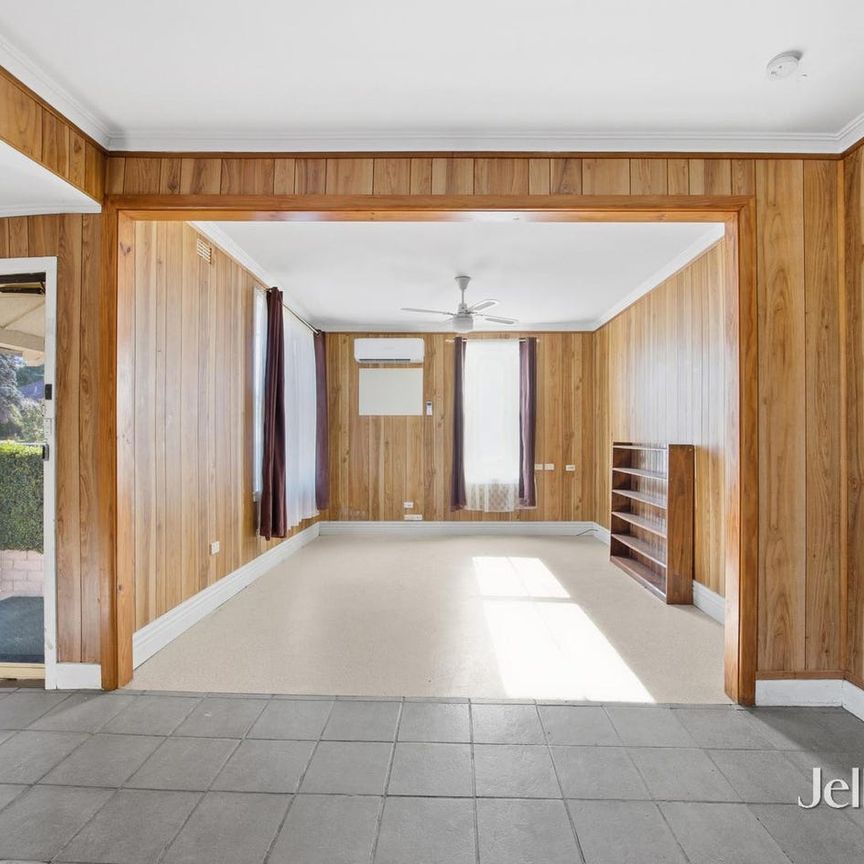 Spacious Home with Flexible Living in a Convenient Sebastopol Location - Photo 1