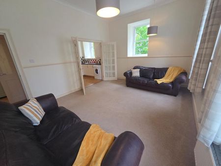2 bedroom flat to rent - Photo 4