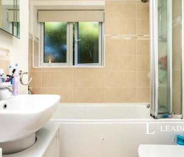 1 bedroom apartment to rent Blackbridge Lane, Horsham, West Sussex,... - Photo 4