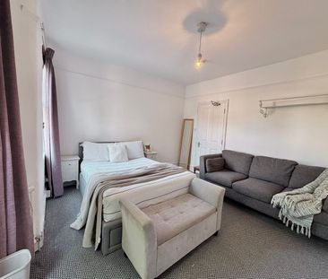 Room in a Shared House, Bruce Road, NW10 - Photo 2