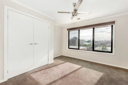 44 Farmhouse Boulevard, Epping. - Photo 5