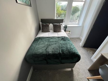 1 bed house share to rent in Church Street, Burnley, BB11 - Photo 4