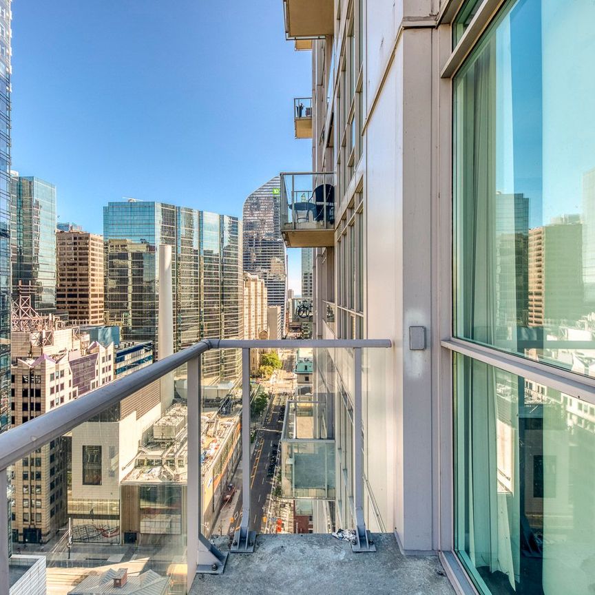 For Lease - 126 Simcoe Street Unit# 2007, Toronto, Ontario - Photo 1