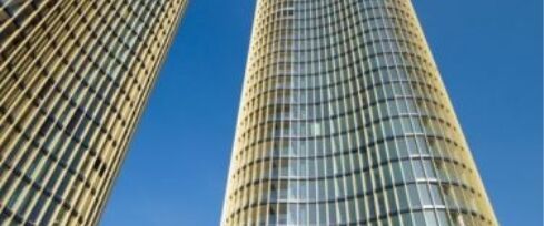 Nice apartment on the 22nd floor - Photo 1