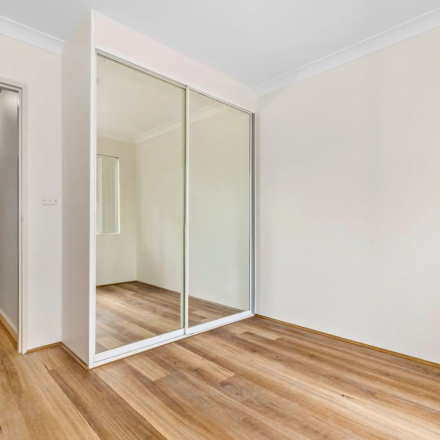 6/5-7 Cowper Street, Parramatta. - Photo 1