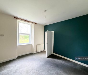 3 bedroom detached house to rent - Photo 3