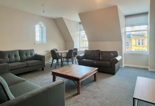 3 bedroom flat to rent - Photo 1
