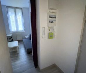 Location Appartement 1 pièces 23 m2 à Saint-Quentin - Photo 5