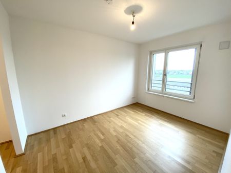 5 IN 22 - Zwei-Zimmer-Wohnung mit Balkon samt Gym & Sauna in U2 Nähe - Miete 1220 Wien - Photo 2