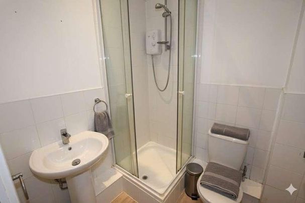 Amber Court, Brewers Gate, High Street, Romford, RM1 - Photo 1