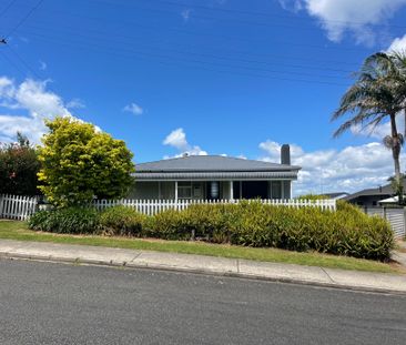 Very cute three-bedroom cottage - Photo 2