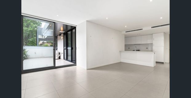 Exclusive Two-Bedroom Apartment with Entertainers Courtyard - Photo 1