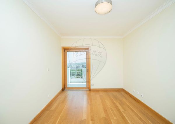 Apartamento T4 em Lisboa