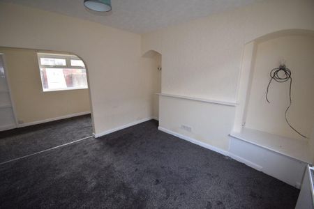3 bedroom terraced house to rent - Photo 2