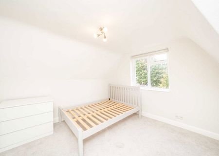 Endlesham Road, SW12 8JL, London - Photo 2