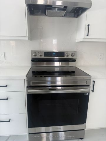 176 Tormina Boulevard #Basement - Photo 5