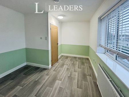 3 bedroom house to rent Beacon Road, Loughborough, Leicestershire, LE11 - Photo 4