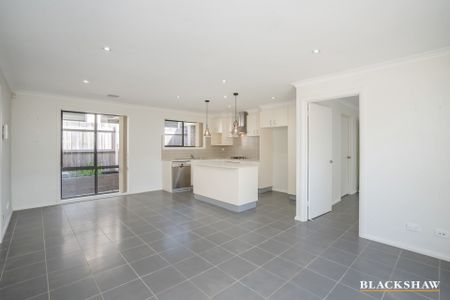 12 Ronald Walker Street, Casey ACT 2913 - House For Rent | Domain - Photo 5