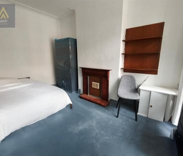 5 bedroom terraced house to rent - Photo 6