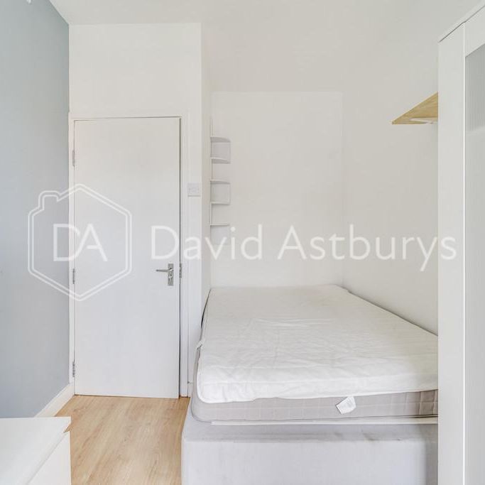 4 bedroom flat to rent - Photo 1