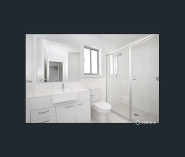 Low maintenance Town House - Photo 4