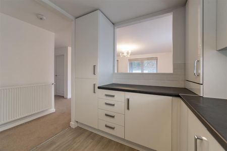 2 bed apartment to rent in Chester Pike, Whickham View, NE15 - Photo 5