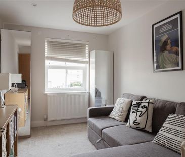 4 bedroom house to rent - Photo 1