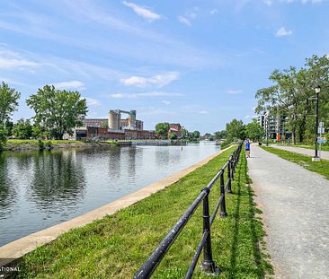 Condo for rent in Griffintown | Downtown views - Photo 3