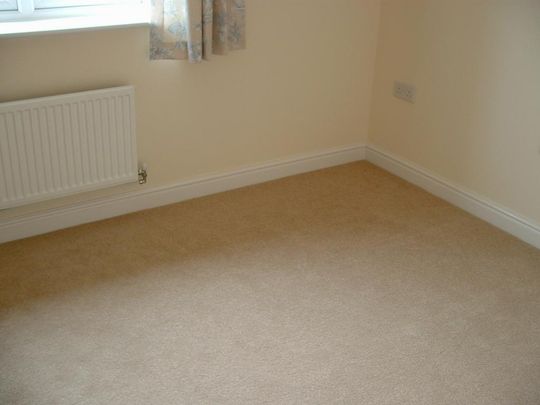 2 bedroom semi-detached house to rent - Photo 1