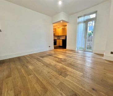 3 bedroom apartment to rent - Photo 1