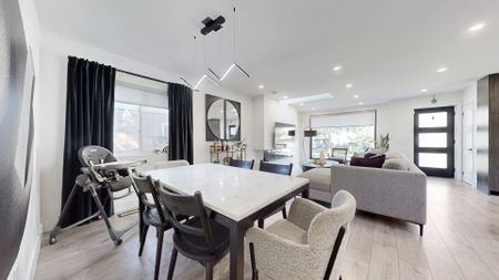 For Lease - 22 Gladsmore Crescent Unit# Upper, Toronto, Ontario - Photo 2