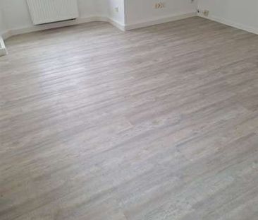 ***Neu renovierte 3 - Raum Wohnung mit Wintergarten in schöner, ruhiger Lage*** - Foto 1